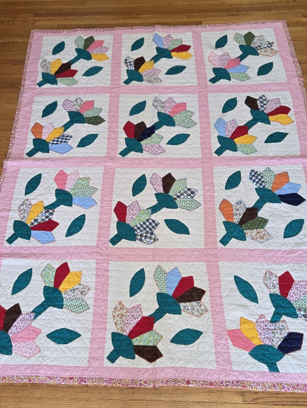 Vintage Handsewn Appliqued Floral Quilt